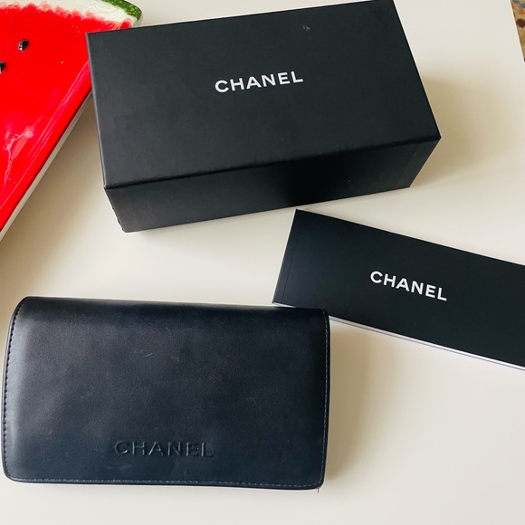 CHANEL Accessories Chanel Leather Case Sunglasses Box And The Book